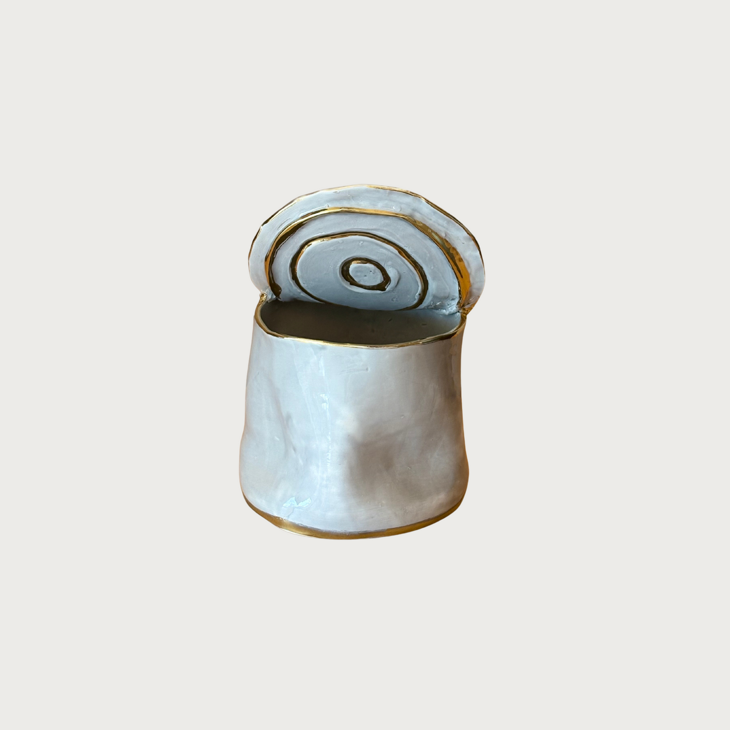 Can Vases Small